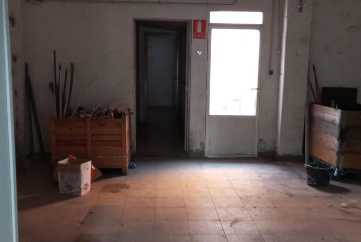 Local en venta en Calle Olmos
