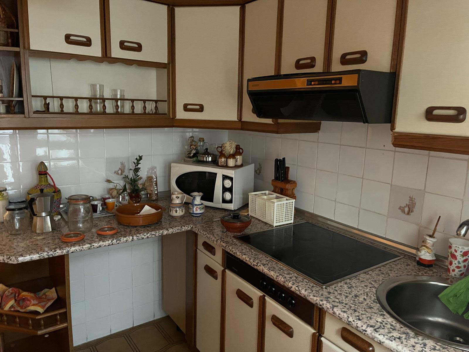 6 Piso en venta en Avenida de Alfonso VI