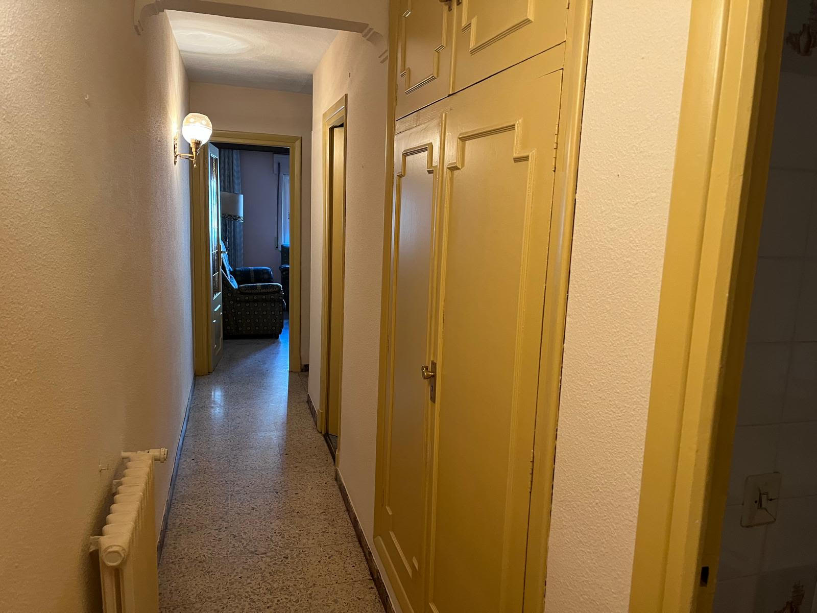 9 Piso en venta en Avenida de Alfonso VI