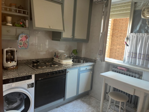 Piso junto Vialia
