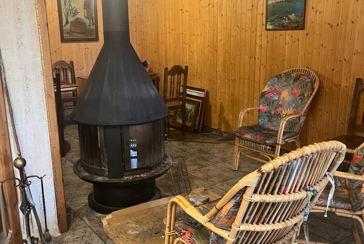 Chalet en Urbanizacion los Almendros ( Villamayor)