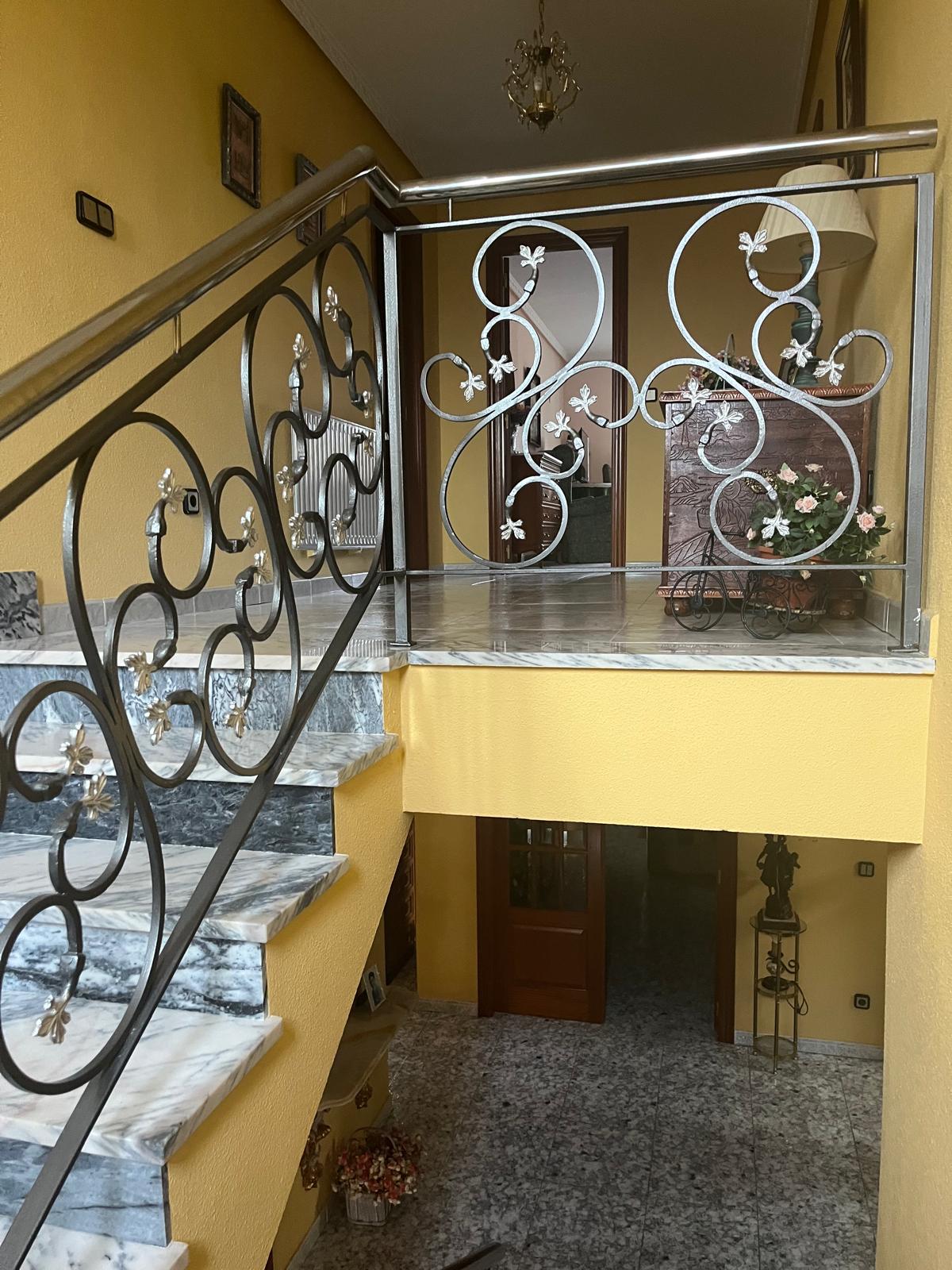 74d8f887-2445-4c23-baad-969fb9ffbf3c Chalet en Urbanizacion los Almendros ( Villamayor)