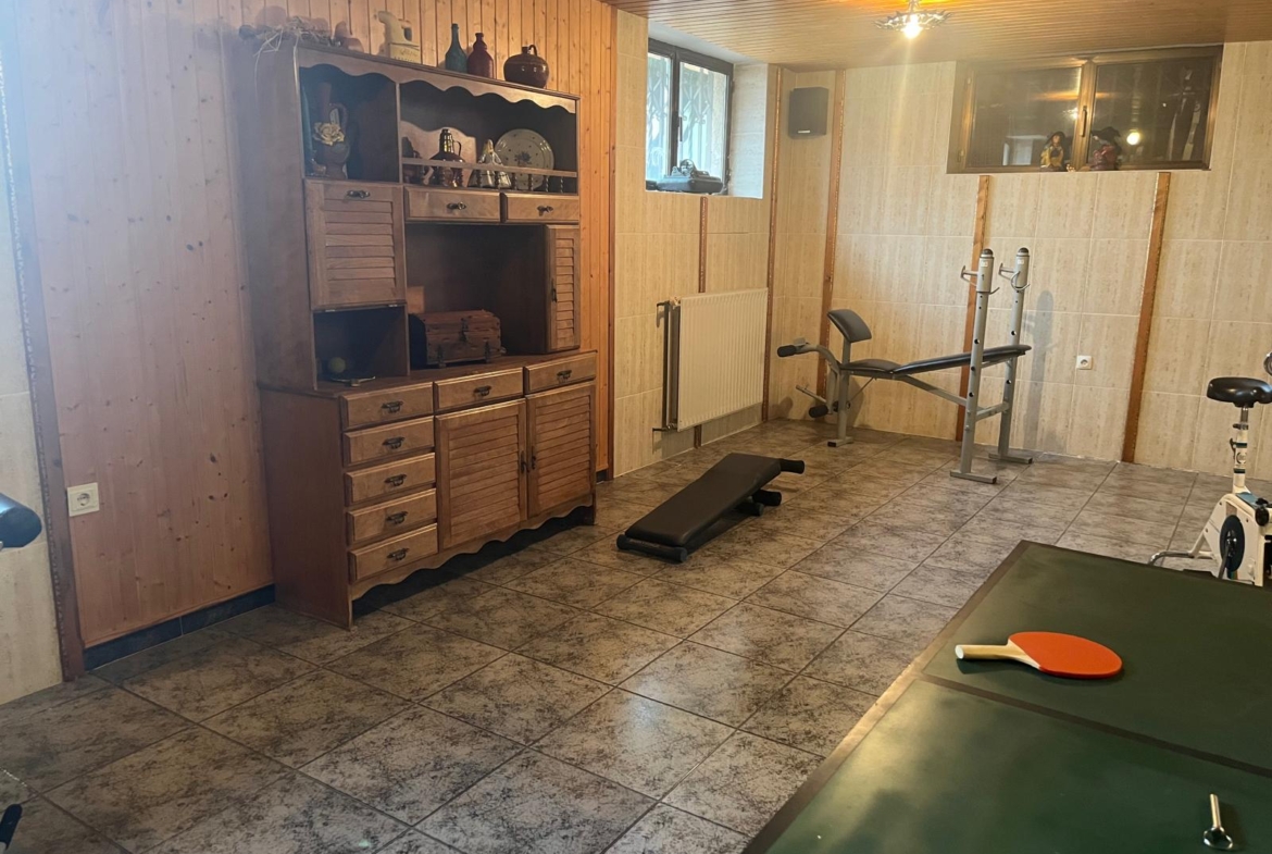 Chalet en Urbanizacion los Almendros ( Villamayor)