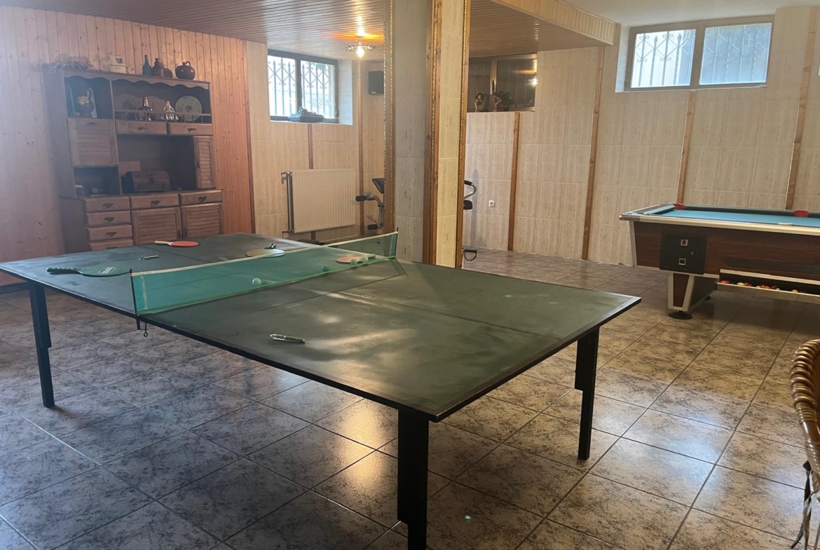 Chalet en Urbanizacion los Almendros ( Villamayor)