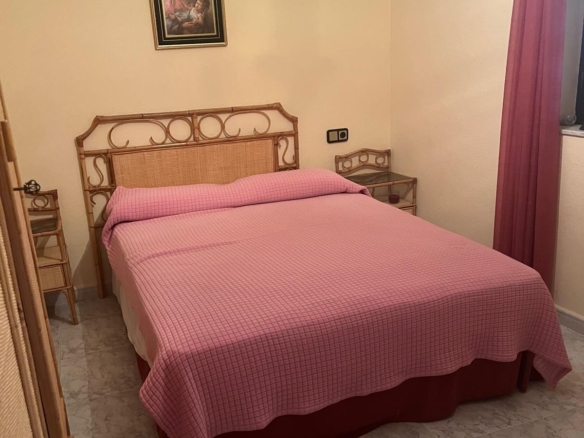 Chalet en Urbanizacion los Almendros ( Villamayor)